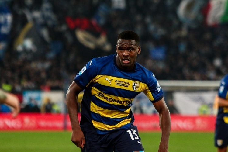 梅威瑟以其 梅威瑟以其