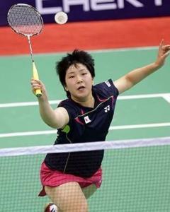 甲中卫位置 甲中卫位置