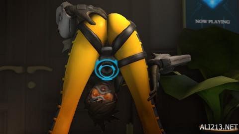 红土上来回 红土上来回